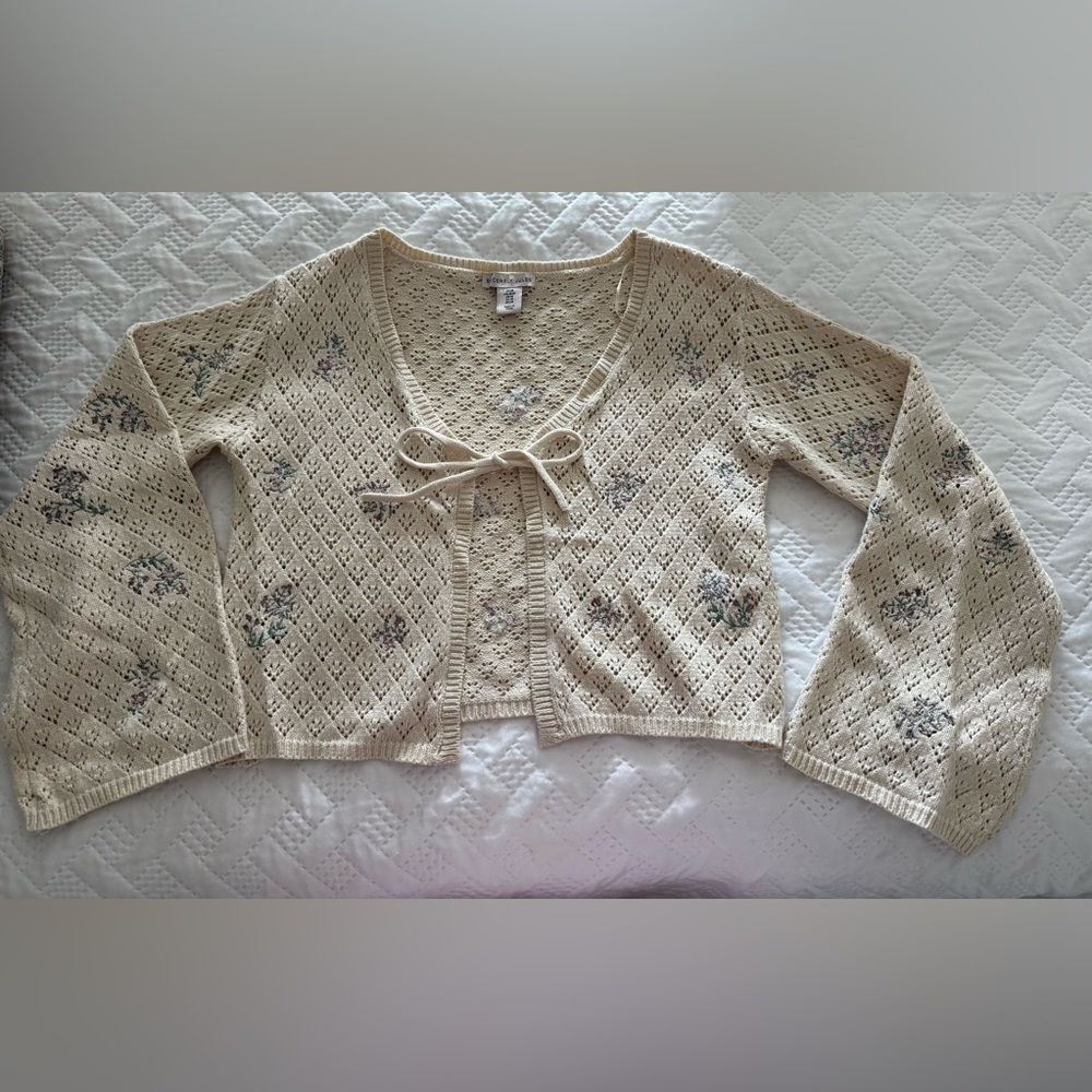 Sincerely Jules Cream Eyelet Tie-Front cropped Cardigan with Floral Detail